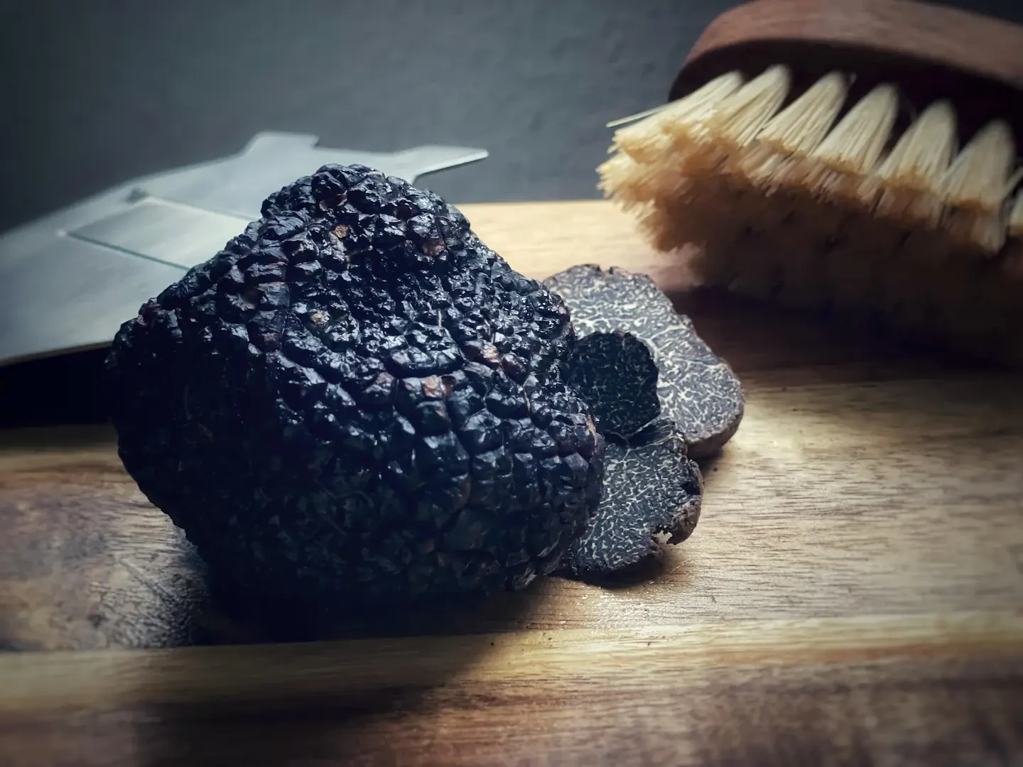 Fresh black truffle